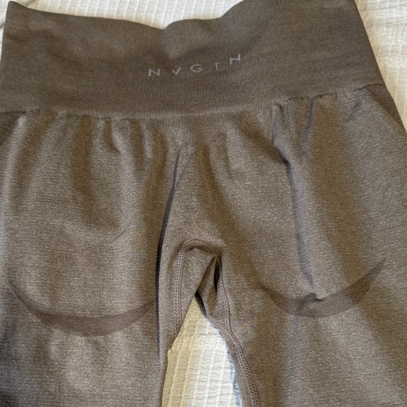 NVGTN Women's Brown Leggings - Picture 2 of 4